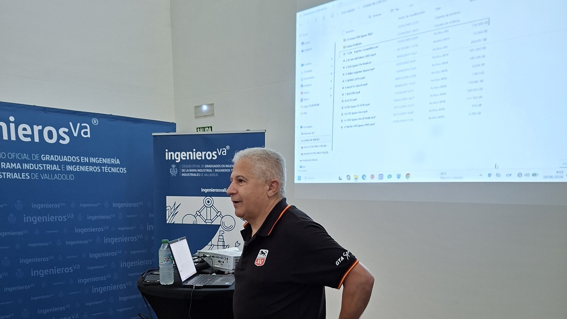 Domingo Ochoa relata de la mano de la Cátedra ingenierosVA cómo hizo realidad su hypercar